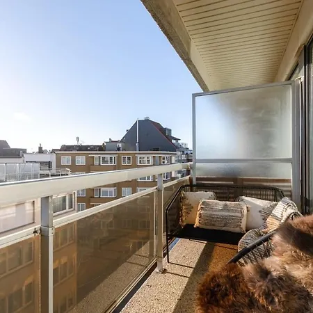 Stunning And Modern With Sunny Balcony Daire Knokke-Heist
